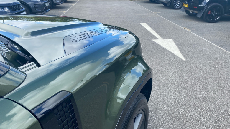 Land Rover Defender 3.0 D250 X-Dynamic SE 110 5dr Auto Diesel Estate